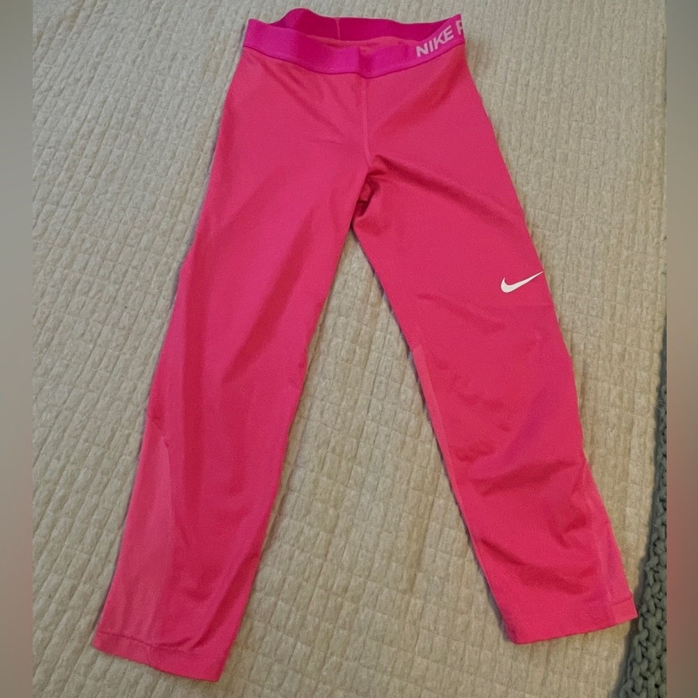 Nike Capri Dri-Fit Leggings- Size M- Pink